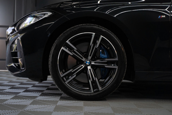 BMW 4 Serie Coupé M440i xDrive High Executive / Adaptive / Pano / 360 / Individual / Stoelverwarming / Memory / Carplay