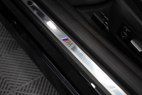 BMW 4 Serie Coupé M440i xDrive High Executive / Adaptive / Pano / 360 / Individual / Stoelverwarming / Memory / Carplay