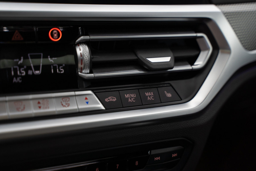 BMW 4 Serie Coupé M440i xDrive High Executive / Adaptive / Pano / 360 / Individual / Stoelverwarming / Memory / Carplay