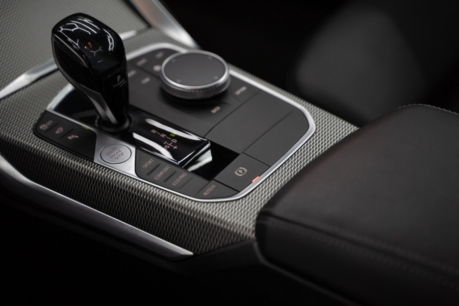 BMW 4 Serie Coupé M440i xDrive High Executive / Adaptive / Pano / 360 / Individual / Stoelverwarming / Memory / Carplay