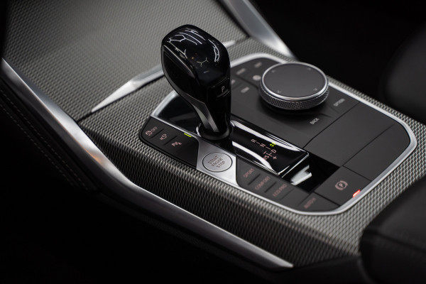 BMW 4 Serie Coupé M440i xDrive High Executive / Adaptive / Pano / 360 / Individual / Stoelverwarming / Memory / Carplay