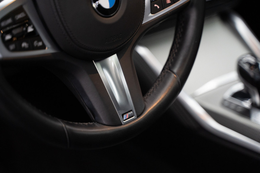 BMW 4 Serie Coupé M440i xDrive High Executive / Adaptive / Pano / 360 / Individual / Stoelverwarming / Memory / Carplay