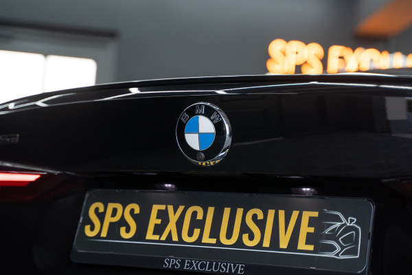 BMW 4 Serie Coupé M440i xDrive High Executive / Adaptive / Pano / 360 / Individual / Stoelverwarming / Memory / Carplay