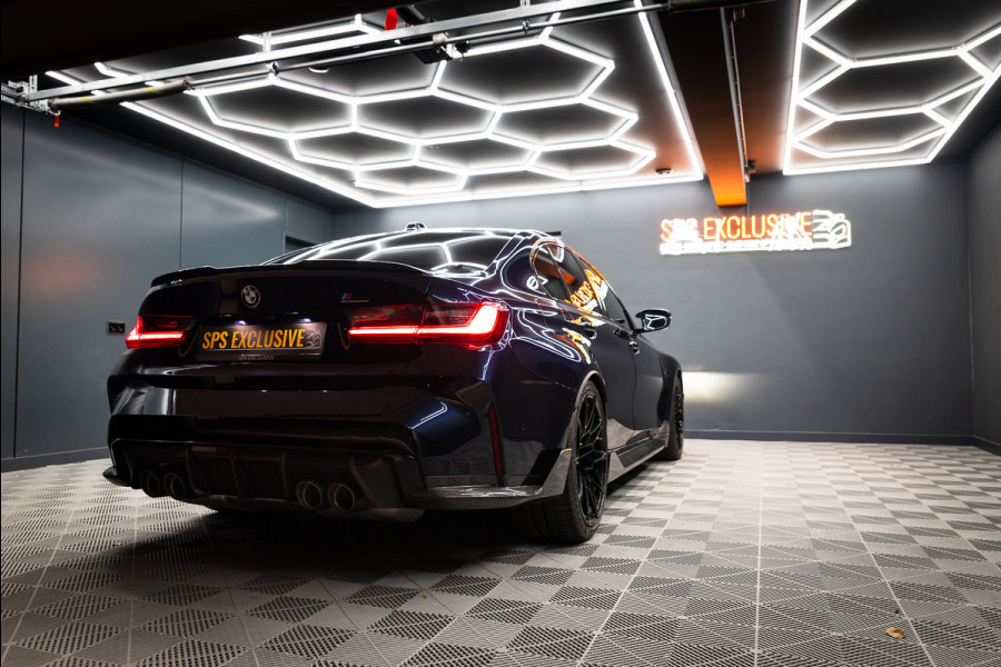 BMW 3 Serie M3 xDrive Competition / M-perf.parts / Pano / Carbon / Stoelverk. / H&k / HuD / Individual