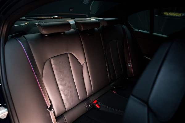 BMW 3 Serie M3 xDrive Competition / M-perf.parts / Pano / Carbon / Stoelverk. / H&k / HuD / Individual