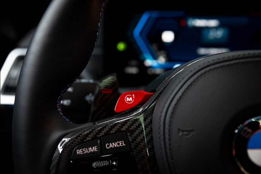 BMW 3 Serie M3 xDrive Competition / M-perf.parts / Pano / Carbon / Stoelverk. / H&k / HuD / Individual