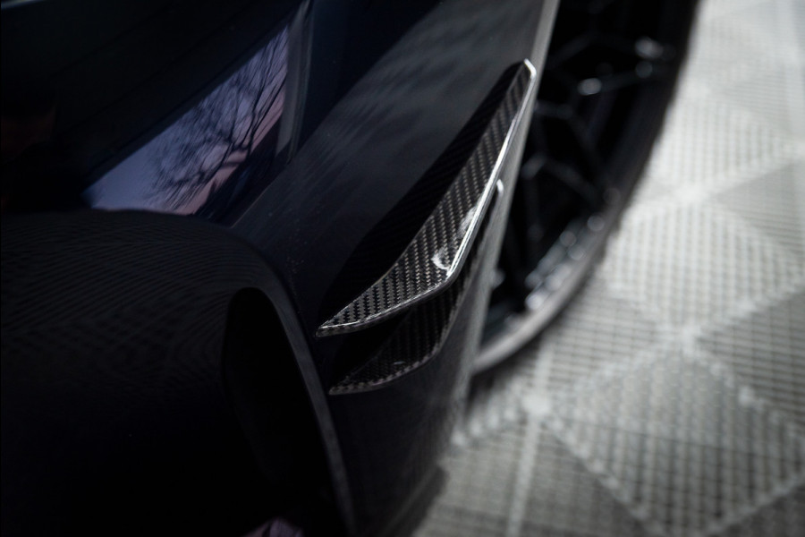 BMW 3 Serie M3 xDrive Competition / M-perf.parts / Pano / Carbon / Stoelverk. / H&k / HuD / Individual