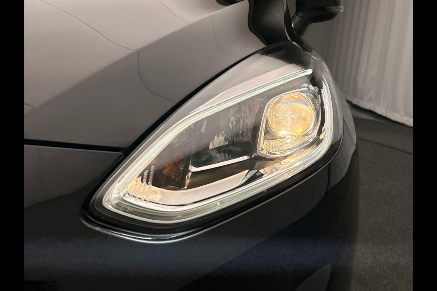 Ford Fiesta 1.0 EcoBoost Vignale Carplay Panorma-dak Stoel/Stuur Verwarming Cruise Climate Control Camera