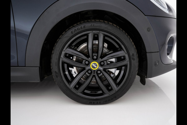 MINI Mini Electric Yours 33 kWh [ 3-Fase ] { SOH 100% } (INCL-BTW ) Aut.* HEATPUMP | PANO | LEATHER | DIGI-COCKPIT | HEAD-UP | FULL-LED | NAVI-FULLMAP | HEATED-SPORTSEATS | DAB | CRUISE | HARMAN/KARDON | CAMERA | KEYLESS | AMBIENTLIGHT | 17"ALU*