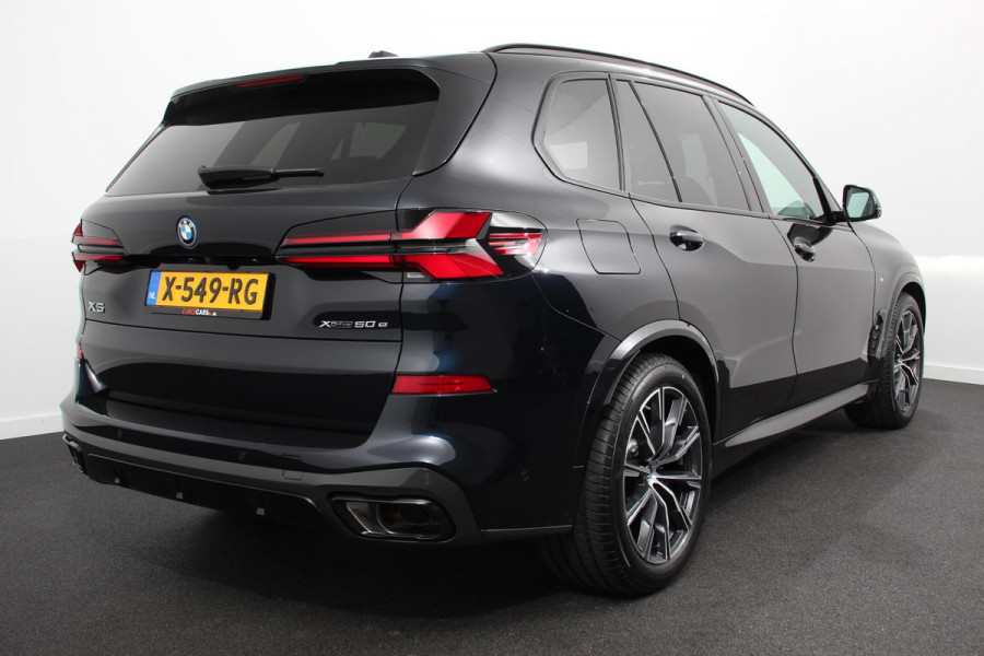 BMW X5 xDrive50e PHEV M-Sport Pro Launch Edition BMW X5 xDrive50e M-Sport Pro Launch Edition | Travel Pack | Innovation Pack | Comfort pack | Driving assistant pro | Trekhaak | Extra Getint Glas | M-Sport Pro