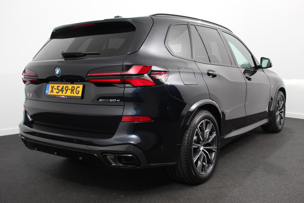 BMW X5 xDrive50e PHEV M-Sport Pro Launch Edition BMW X5 xDrive50e M-Sport Pro Launch Edition | Travel Pack | Innovation Pack | Comfort pack | Driving assistant pro | Trekhaak | Extra Getint Glas | M-Sport Pro
