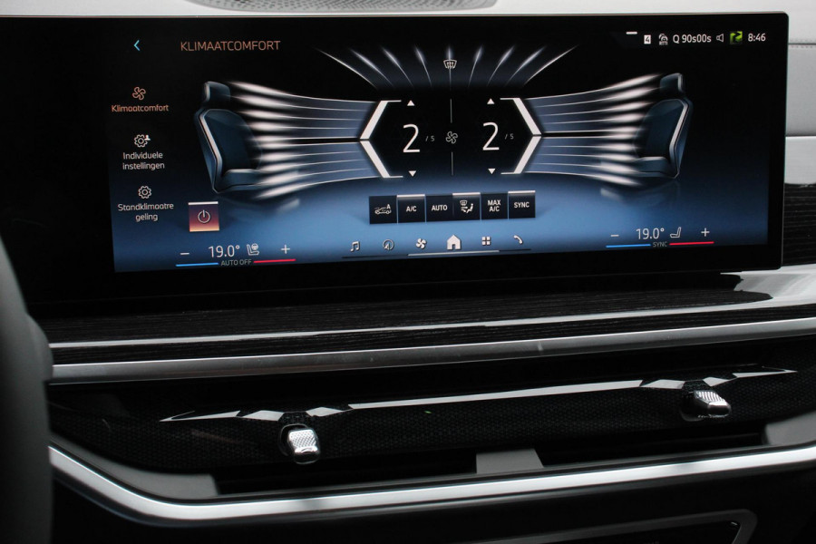 BMW X5 xDrive50e PHEV M-Sport Pro Launch Edition BMW X5 xDrive50e M-Sport Pro Launch Edition | Travel Pack | Innovation Pack | Comfort pack | Driving assistant pro | Trekhaak | Extra Getint Glas | M-Sport Pro