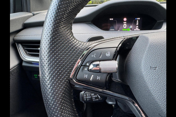 Škoda ENYAQ iV SPORTLINE PANORAMADAK SOH 93,3% STOELVERWARMING WARMTEPOMP NAP 1 EIGENAAR CARPLAY