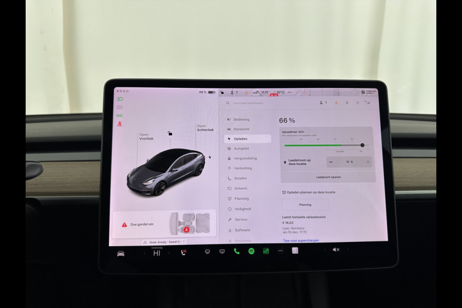 Tesla Model 3 Long Range AWD 75 kWh [ 3-Fase ] {SOH-87%} (INCL-BTW) Aut. *PANO | AUTO-PILOT | LEATHER | KEYLESS | FULL-LED | MEMORY-PACK | TOP-VIEW | DAB | CARPLAY | DIGI-COCKPIT | LANE-ASSIST | COMFORT-SEATS | 18"ALU*