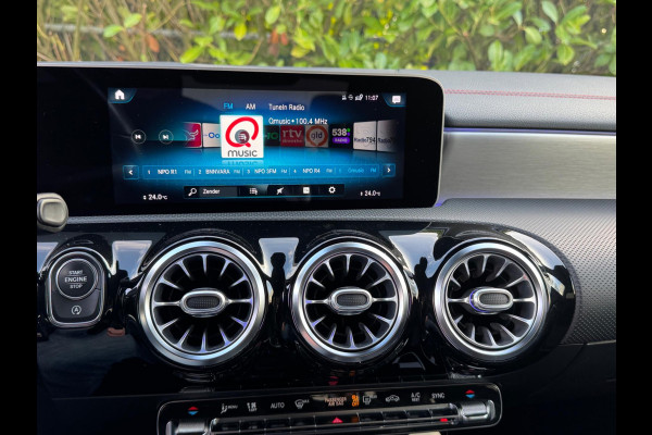 Mercedes-Benz CLA-Klasse 200 AMG AMBIANCE VERLICHTING STOELVERWARMING NAP EERSTE EIGENAAR