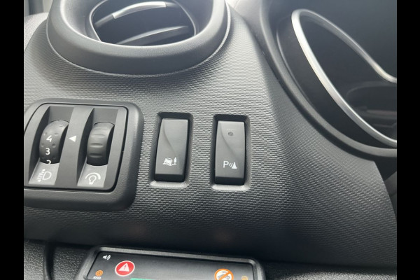 Renault Trafic 2.0 dCi 120pk E6 R-link BPM Vrij! Lease €296 p/m, Bott inrichting, Airco, Navi, PDC, Cruise controle, Onderhoudshistorie aanwezig