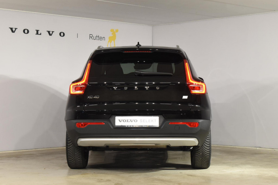 Volvo XC40 T5 262PK Automaat Recharge Inscription / Navigatie / Adaptive Cruise Control / Stuur- & Stoelverwarming / Elektrische achterklep / Achteruitrijcamera / Trekhaak / 19" velgen
