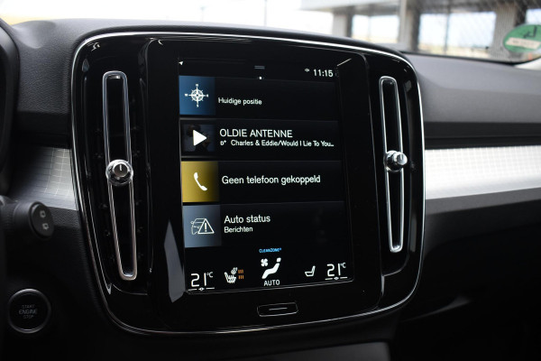 Volvo XC40 T5 262PK Automaat Recharge Inscription / Navigatie / Adaptive Cruise Control / Stuur- & Stoelverwarming / Elektrische achterklep / Achteruitrijcamera / Trekhaak / 19" velgen