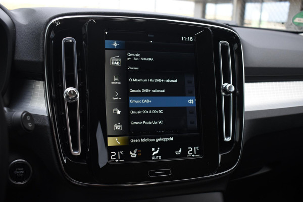 Volvo XC40 T5 262PK Automaat Recharge Inscription / Navigatie / Adaptive Cruise Control / Stuur- & Stoelverwarming / Elektrische achterklep / Achteruitrijcamera / Trekhaak / 19" velgen