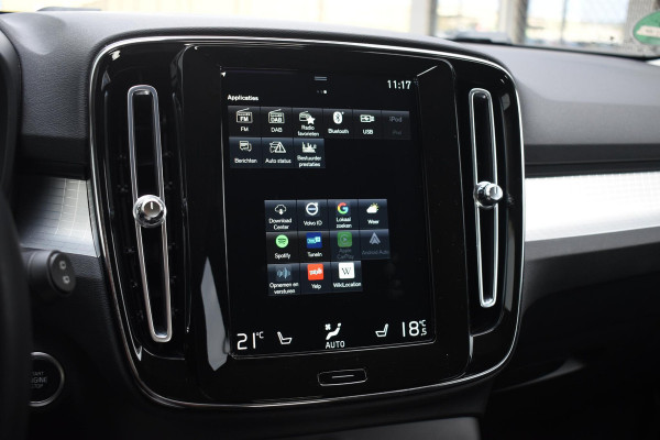 Volvo XC40 T5 262PK Automaat Recharge Inscription / Navigatie / Adaptive Cruise Control / Stuur- & Stoelverwarming / Elektrische achterklep / Achteruitrijcamera / Trekhaak / 19" velgen