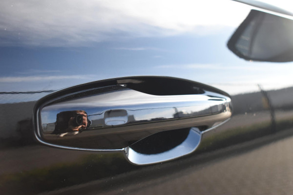 Volvo XC40 T5 262PK Automaat Recharge Inscription / Navigatie / Adaptive Cruise Control / Stuur- & Stoelverwarming / Elektrische achterklep / Achteruitrijcamera / Trekhaak / 19" velgen