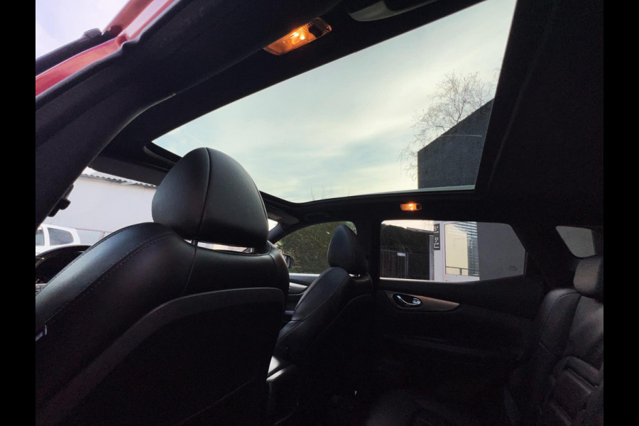 Nissan QASHQAI 1.2 Tekna 3d cam_Navi_Trekh_Pano_Leder_Dealer onderhouden