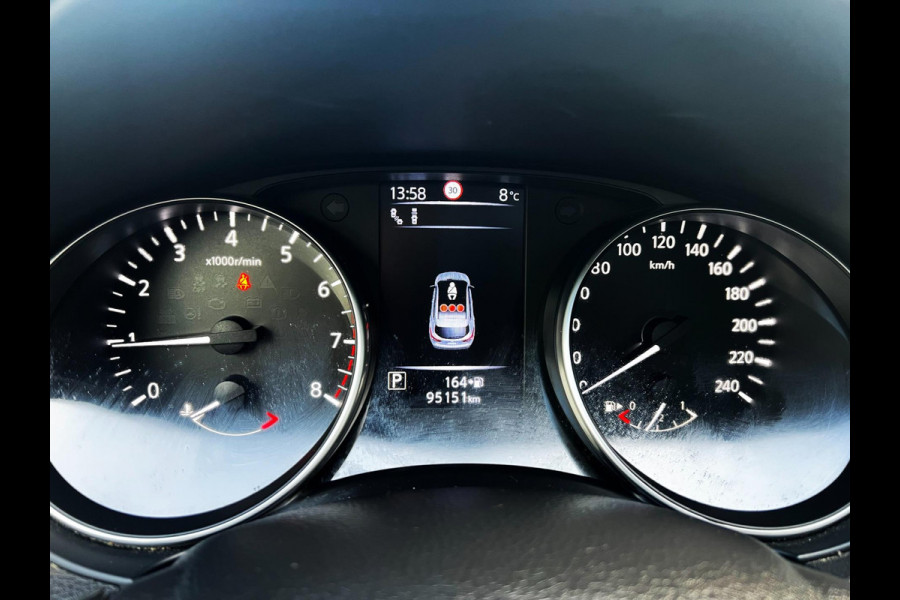 Nissan QASHQAI 1.2 Tekna 3d cam_Navi_Trekh_Pano_Leder_Dealer onderhouden
