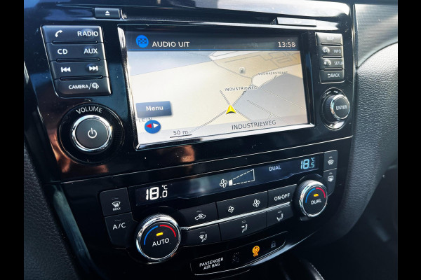 Nissan QASHQAI 1.2 Tekna 3d cam_Navi_Trekh_Pano_Leder_Dealer onderhouden