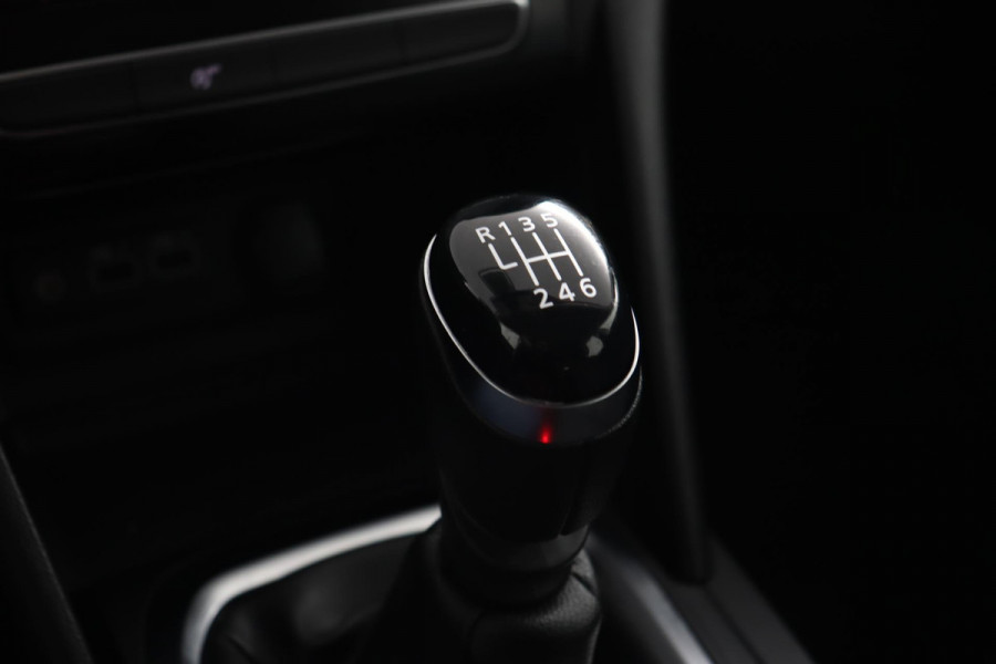 Renault Mégane Estate 1.3 TCe 140 Equilibre|Keyless|PDC|Climate|Navigatie