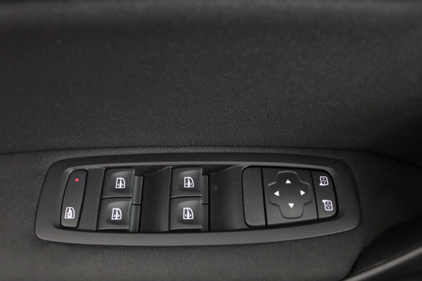 Renault Mégane Estate 1.3 TCe 140 Equilibre|Keyless|PDC|Climate|Navigatie