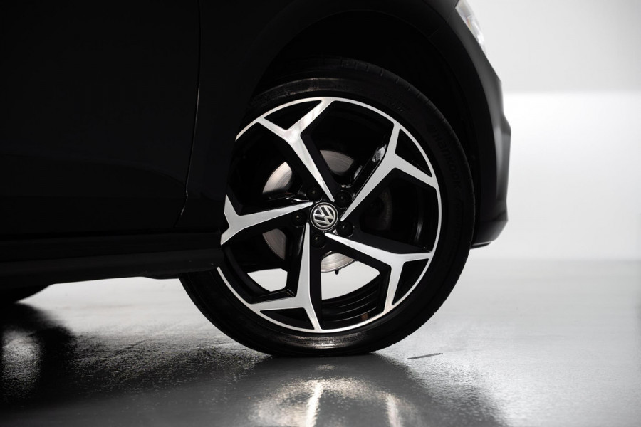 Volkswagen Polo 1.0 TSI Beats Pano|Camera|Carplay|