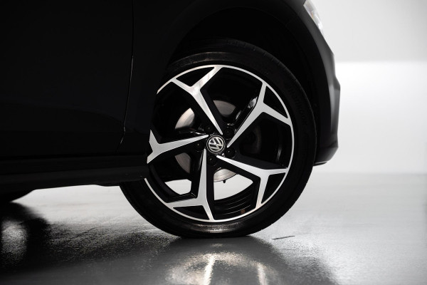 Volkswagen Polo 1.0 TSI Beats Pano|Camera|Carplay|