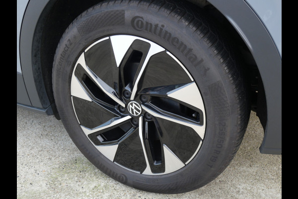 Volkswagen ID.4 Pro 77 kWh | ALL SEASON | CAMERA | ACC | CARPLAY | VOORRUIT VERW.