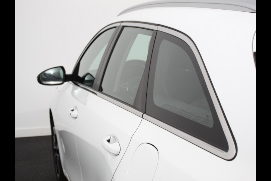 Kia Ceed Sportswagon 1.6 GDI PHEV DynamicLine Climate control | Adaptieve cruise control | Stuur verwarming | Stoel verwarming | Parkeersensoren | Achteruitrijcamera | Apple Carplay/ Android Auto