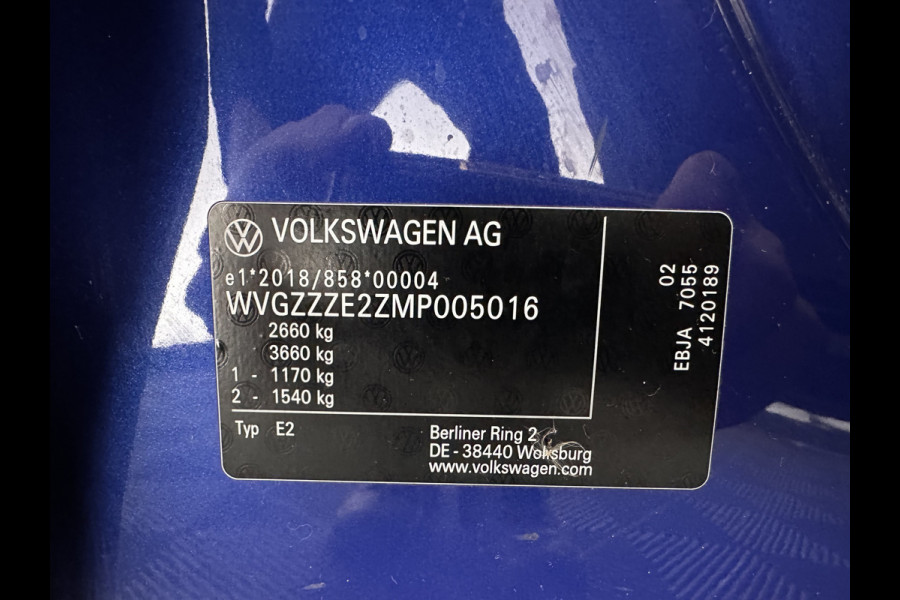 Volkswagen ID.4 First 77 kWh [ 3-Fase ] {SOH-83%} (INCL-BTW) *LEATHER-MICROFIBRE | FULL-LED | ADAPTIVE-CRUISE | HEATED-COMFORTSEATS | DIGI-COCKPIT | AMBIENTLIGHT | NAVI-FULLMAP | PDC | TOWBAR | PRIVACY-GLASS | CAMERA | 20''ALU*
