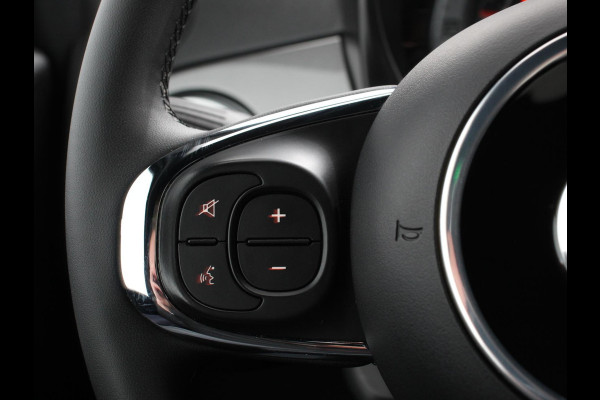 Fiat 500 1.0 Hybrid Club | Navigatie | Apple Carplay / Android Auto | Airco | Cruise Control | Parkeer sensoren | Dab