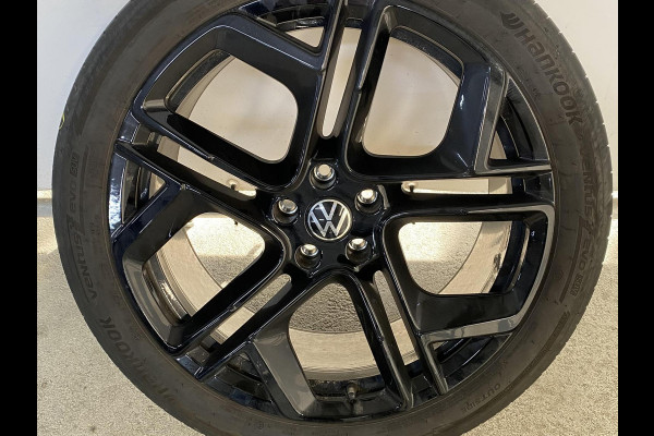 Volkswagen Tiguan 1.5 eHybrid R-Line Edition 204 PK PHEV DSG | Panorama dak | Trekhaak | 360 graden camera | Black style pakket | 20 inch LM velgen |