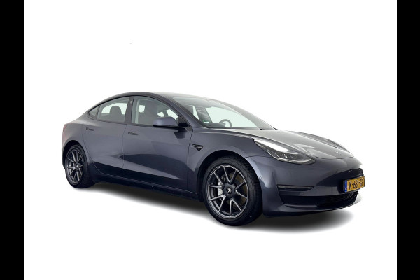 Tesla Model 3 Long Range AWD 75 kWh [ 3-Fase ] {SOH-87%} (INCL-BTW) Aut. *PANO | AUTO-PILOT | LEATHER | KEYLESS | FULL-LED | MEMORY-PACK | TOP-VIEW | DAB | CARPLAY | DIGI-COCKPIT | LANE-ASSIST | COMFORT-SEATS | 18"ALU*