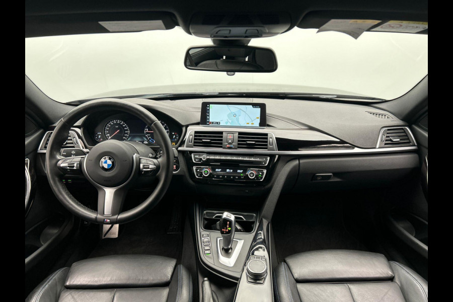 BMW 3 Serie Touring 320i Edition M Sport Shadow Executive | Origineel Nederlands | Leder Camera Lane Assist Stoelverwarming
