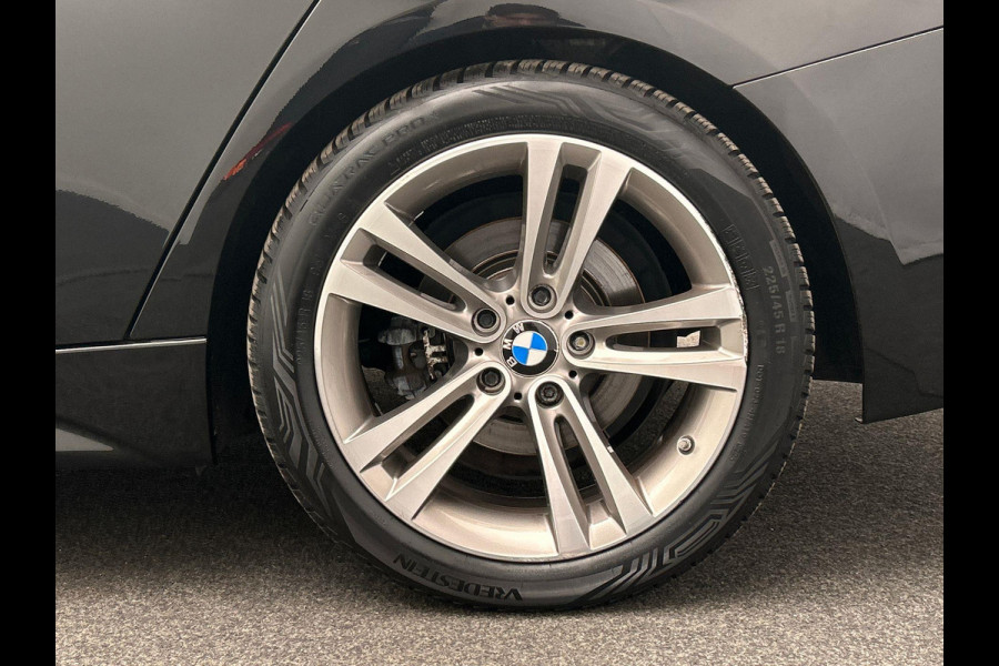 BMW 3 Serie Touring 320i Edition M Sport Shadow Executive | Origineel Nederlands | Leder Camera Lane Assist Stoelverwarming