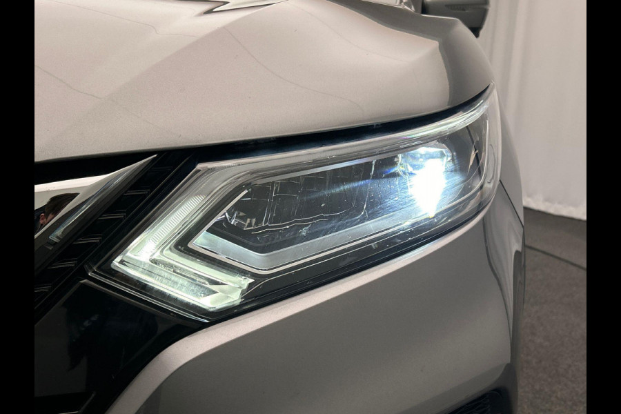 Nissan QASHQAI 1.2 Tekna Leder Navigatie Panoramadak Stoelverwarming Keyless Lane Assist Trekhaak Cruise Climate Control