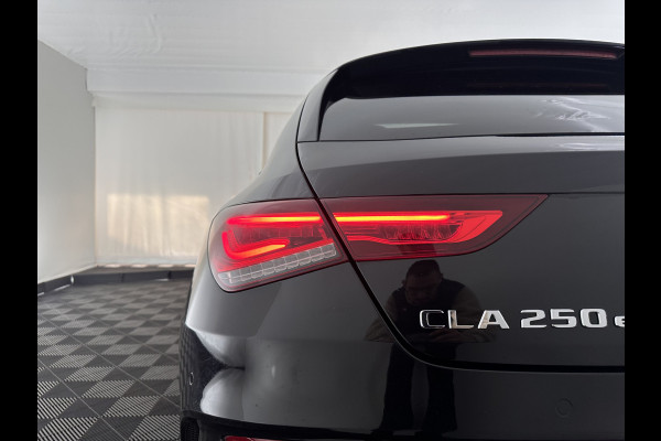 Mercedes-Benz CLA-Klasse Shooting Brake 250 e AMG Line ( Plug-in ) (INCL.BTW) *PANO | LEATHER-MICROFIBRE | MULTIBEAM-LED | AMBIENT-LIGT | BLIND-SPOT | HEATED-SPORTSEATS | WIDE-SCREEN-DIGICOCKPIT | DAB+ | NAVI-FULLMAP | CAMERA | PRIVACY-GLASS | TOWBAR | 19''A