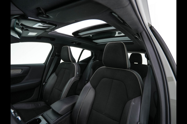 Volvo XC40 Recharge P8 AWD R-Design [ 3-Fase ] {SOH-90%} (INCL-BTW) Aut. *PANO | LEATHER-ALCANTARA | ADAPTIVE-CRUISE | DIGI-COCKPIT | FULL-LED | HARMAN/KARDON | CAMERA | NAVI-FULLMAP | ECC | PDC | KEYLESS | HEATED-SPORTSEATS | TOWBAR | 20''ALU*