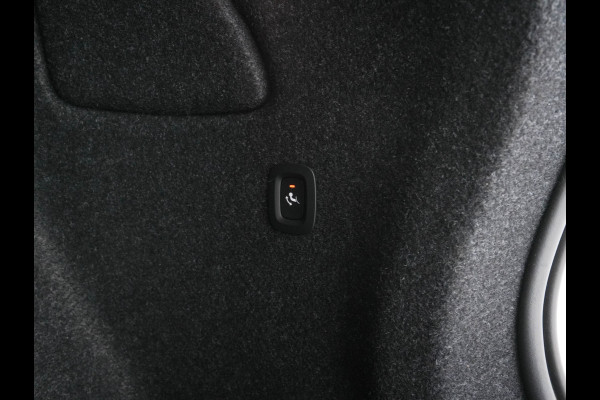 Volvo XC40 Recharge P8 AWD R-Design [ 3-Fase ] {SOH-90%} (INCL-BTW) Aut. *PANO | LEATHER-ALCANTARA | ADAPTIVE-CRUISE | DIGI-COCKPIT | FULL-LED | HARMAN/KARDON | CAMERA | NAVI-FULLMAP | ECC | PDC | KEYLESS | HEATED-SPORTSEATS | TOWBAR | 20''ALU*