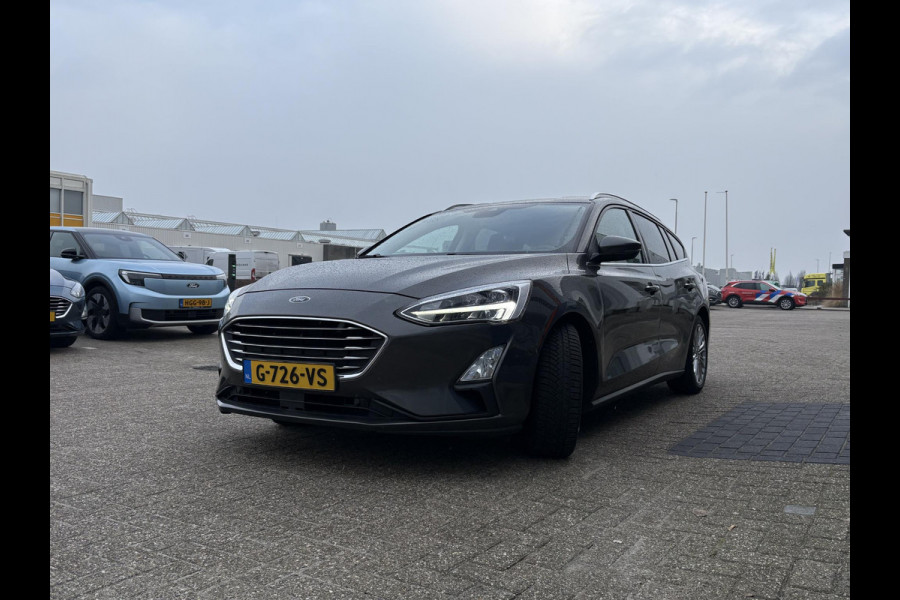 Ford FOCUS Wagon 1.0 EcoBoost Titanium Business | Winter pakket | Achteruitrijcamera | Cruise control adaptief | Dealer onderhouden |