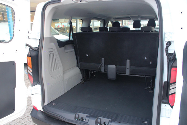 Ford Transit Custom 340 2.5 PHEV L2H1 Trend Kombi |  Prijs is incl. BTW incl. BPM | 9- PERSOONS | Excl. BTW incl. BPM kost deze Custom 46.241,- | Privacy Glass |