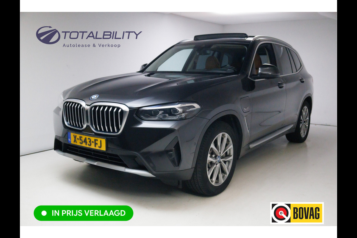 BMW X3 xDrive30e 293 PK automaat | LCI FACELIFT | Elec. trekhaak | Panoramadak | Stoel- & stuurverw. | Elec. klep, Navigatie, App. connect
