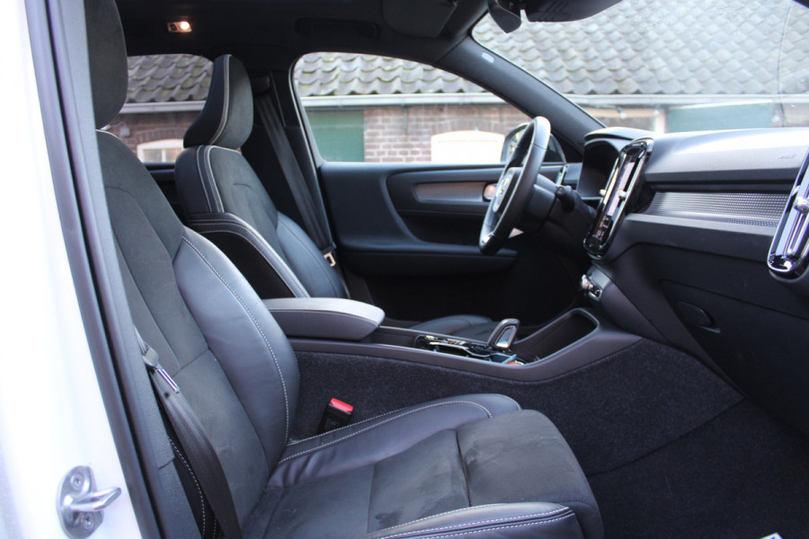 Volvo XC40 1.5 T4 Recharge R-Design PHEV SOh 88.8% PANO NAVI ORG NL 73000KM!!