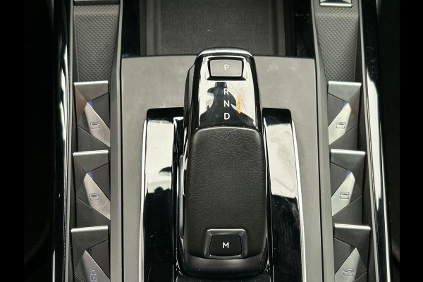 DS DS 3 Crossback 1.2 PureTech Performance Line | Trekhaak | Rondomzicht/Camera | Origineel NL