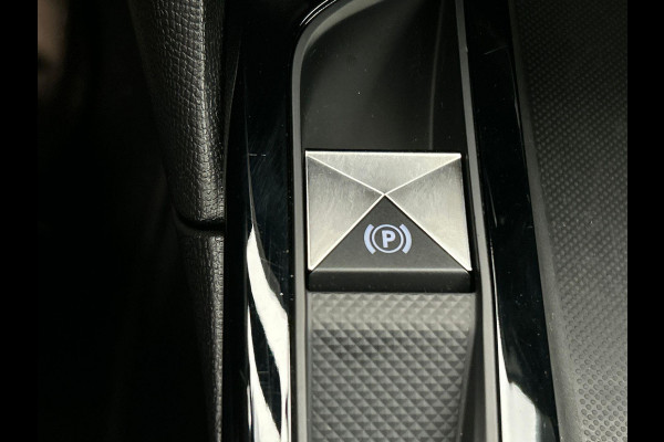 DS DS 3 Crossback 1.2 PureTech Performance Line | Trekhaak | Rondomzicht/Camera | Origineel NL